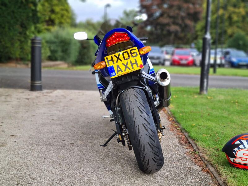 SUZUKI GSXR750