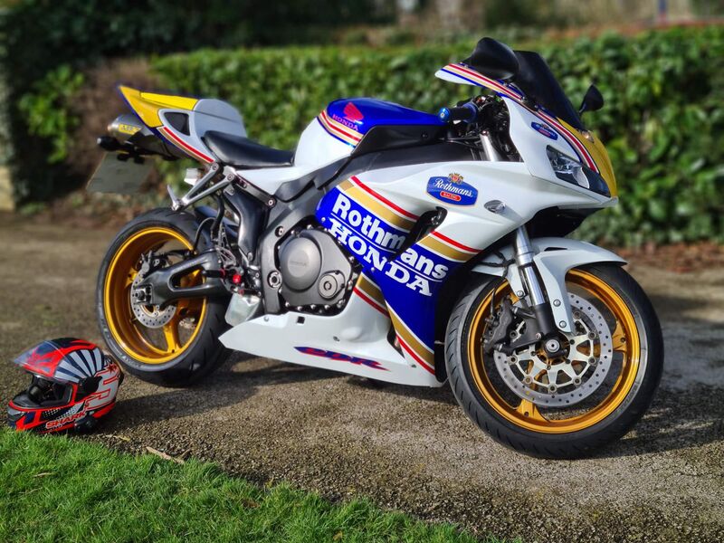 View HONDA CBR1000RR Fireblade 1000