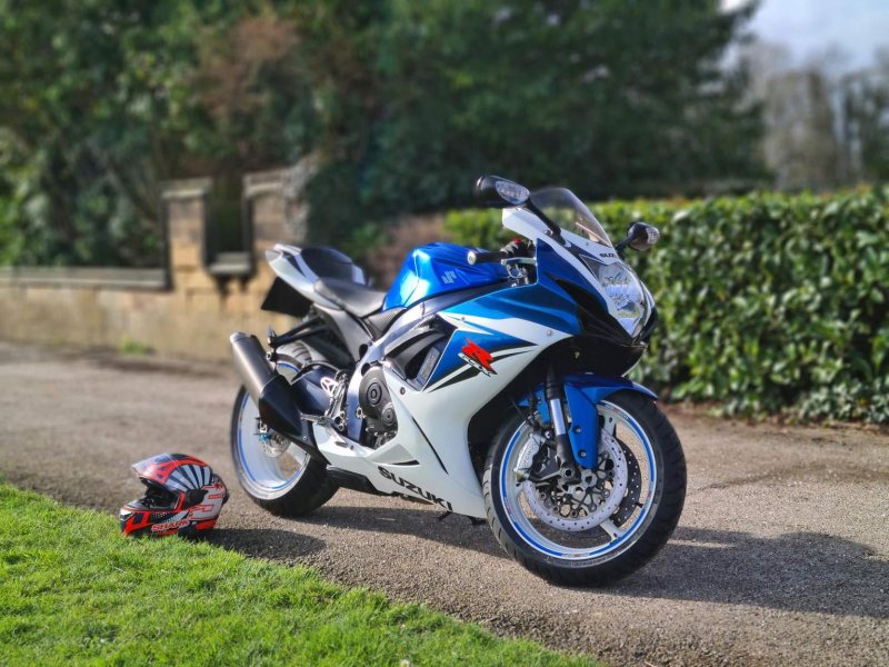 View SUZUKI GSXR600 600