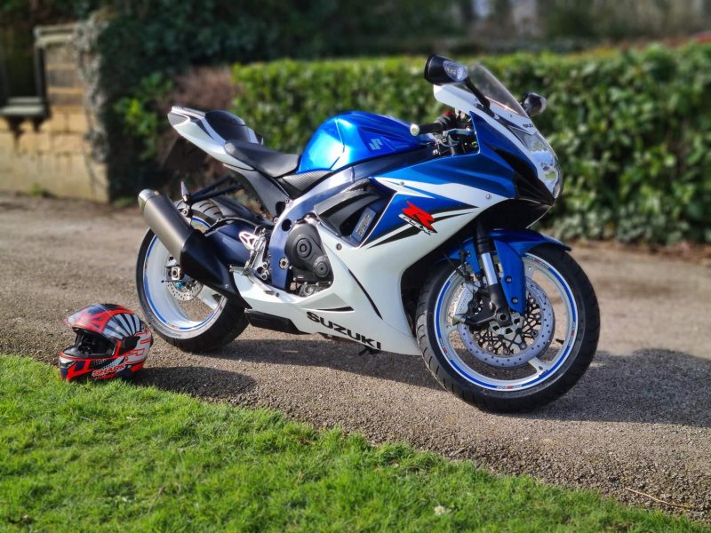 View SUZUKI GSXR600 600