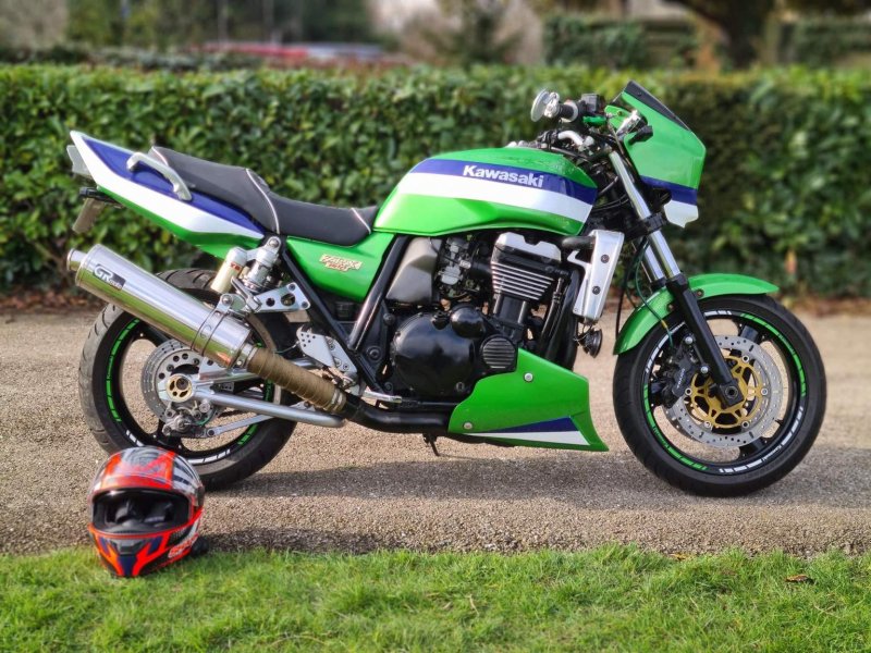 KAWASAKI ZRX1100