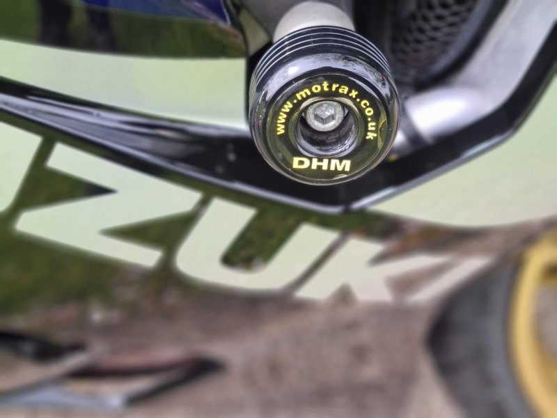 SUZUKI GSXR750