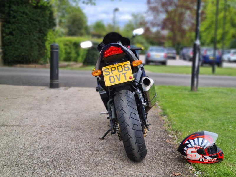 SUZUKI GSXR750