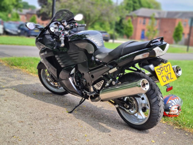 KAWASAKI ZZR1400