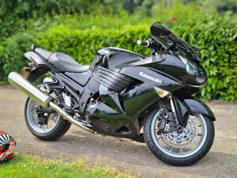 KAWASAKI ZZR1400