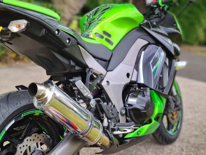 KAWASAKI Z1000