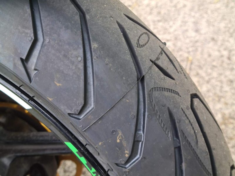 KAWASAKI Z1000