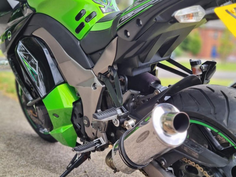 KAWASAKI Z1000
