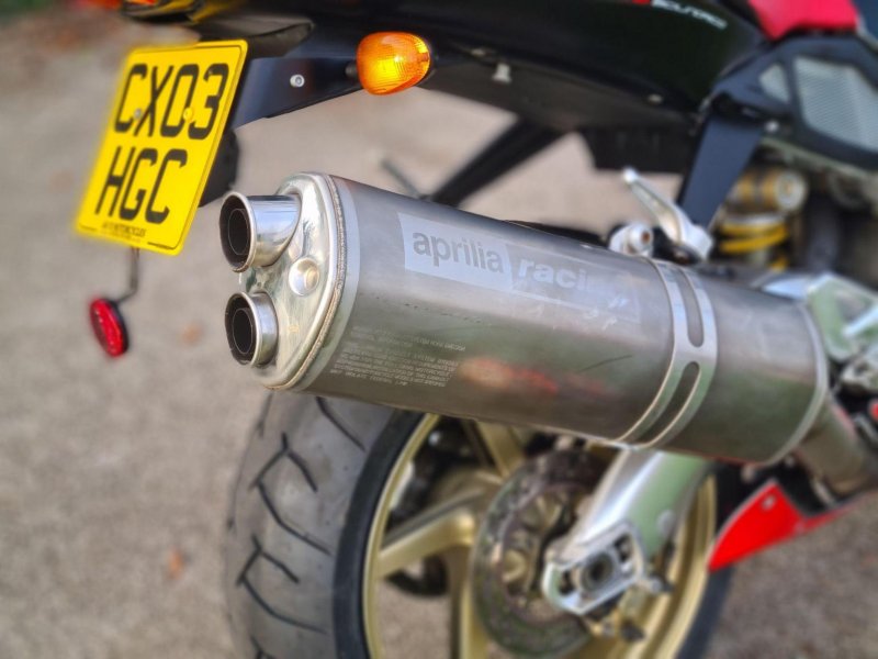 APRILIA RSV1000