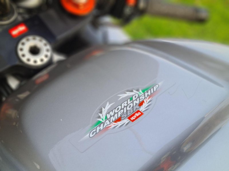 APRILIA RSV1000