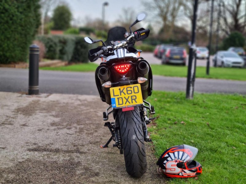 KTM 990