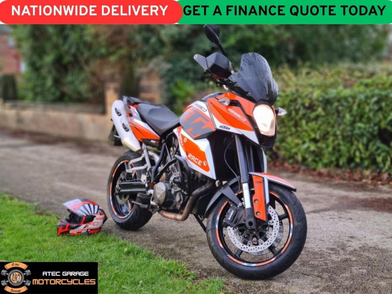 KTM 990