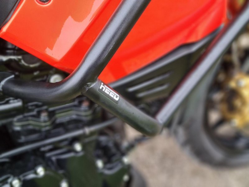 TRIUMPH TIGER 1050