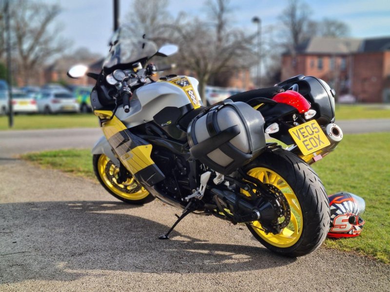 BMW K1200S