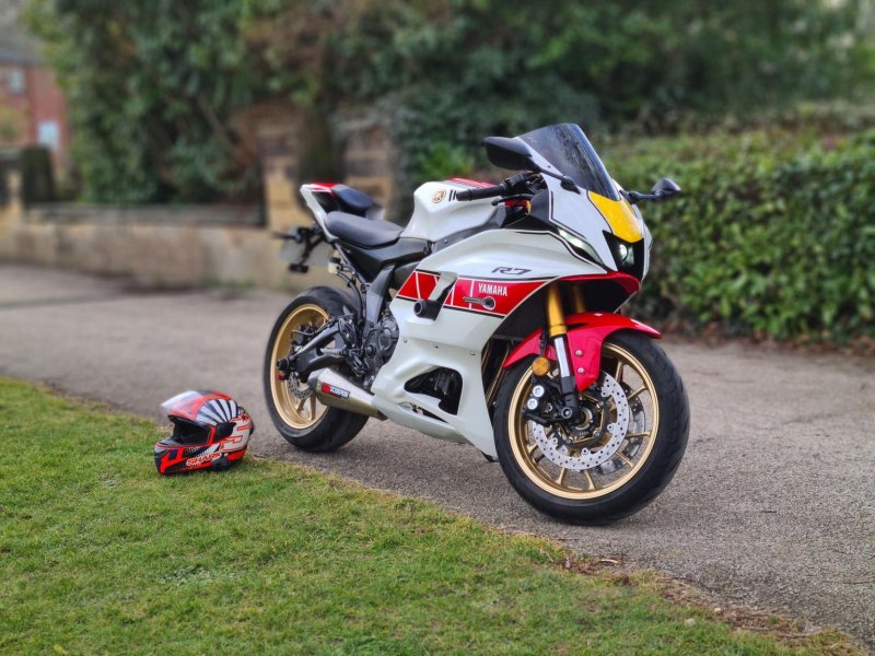 View YAMAHA R7 700 Euro 5