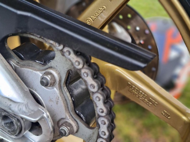 View APRILIA RSV1000 1000 R