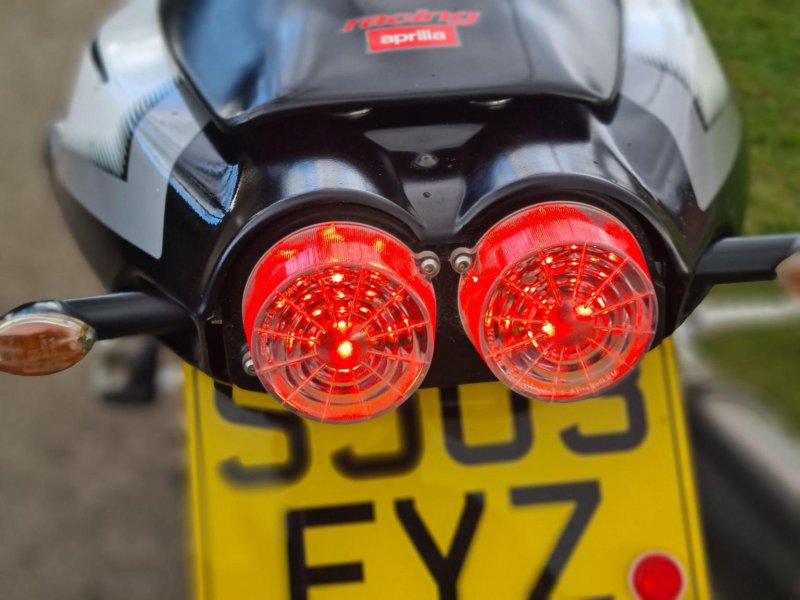 APRILIA RSV1000