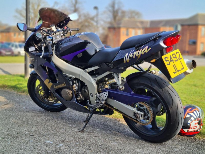 KAWASAKI NINJA