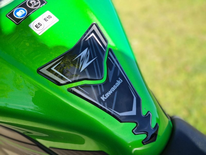 KAWASAKI Z125